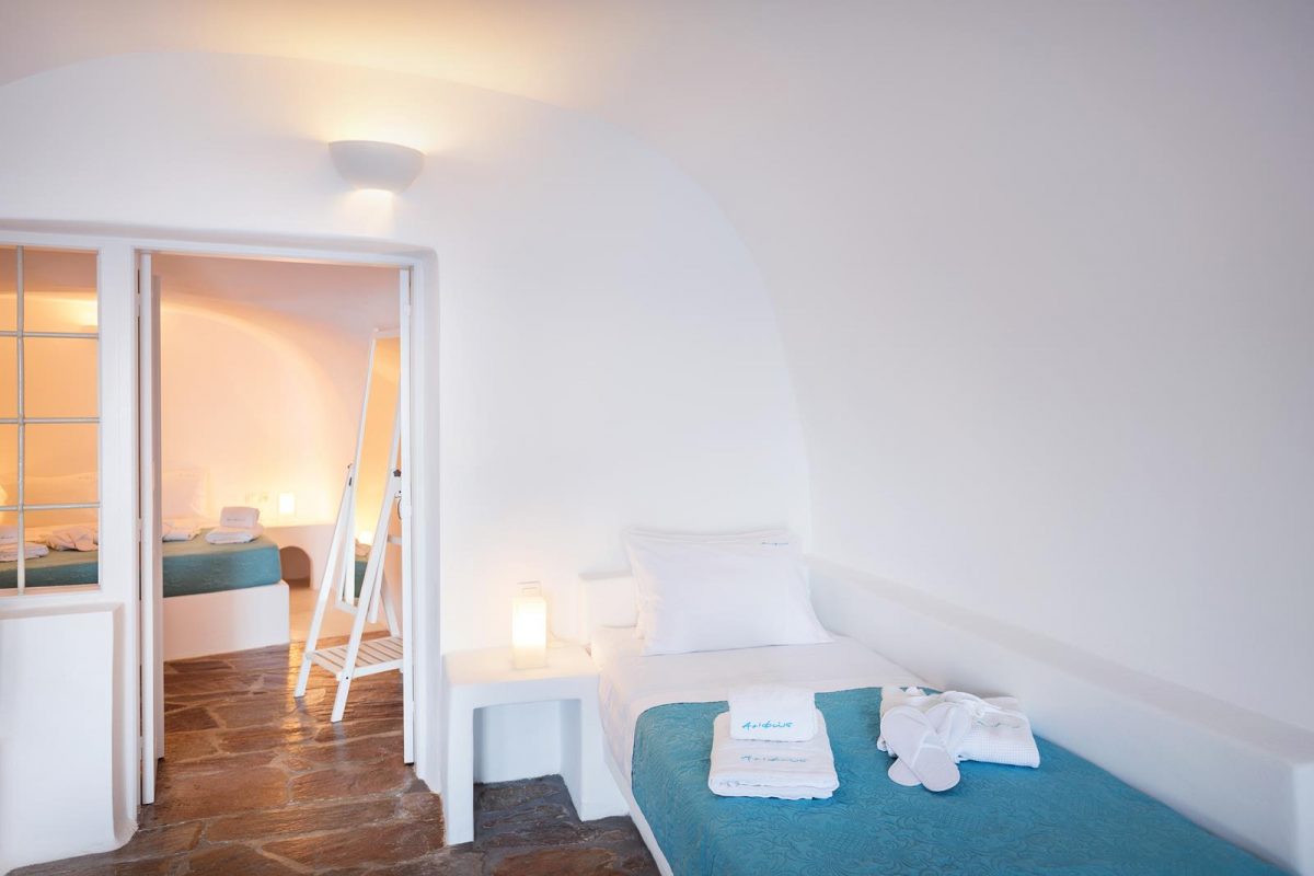 suites Oia Santorini | Horizon Aeifos Suites