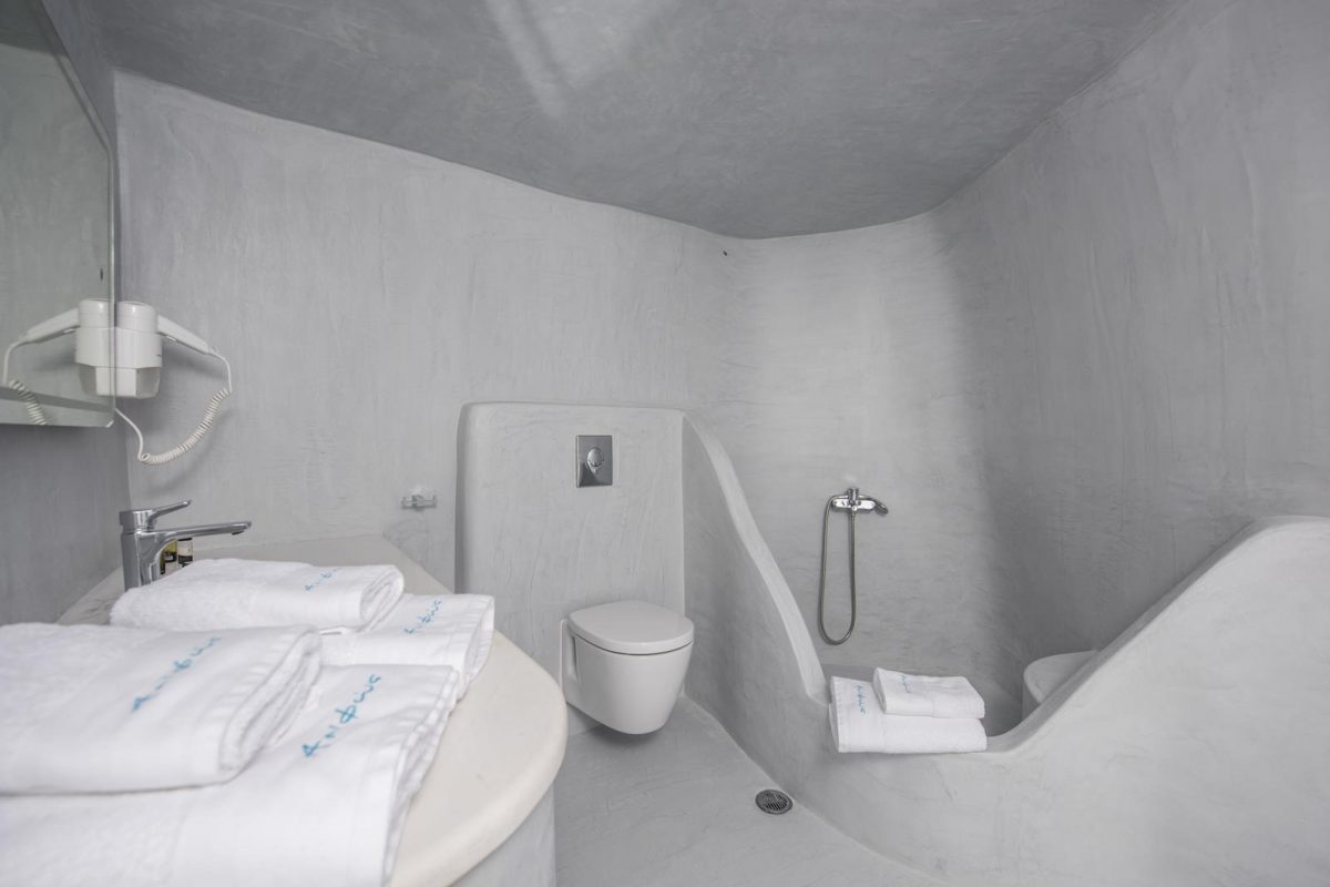 Oia Santorini suites | Horizon Aeifos Suites