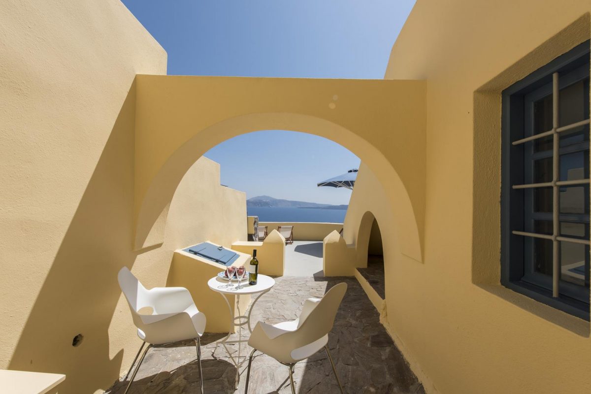 Oia Santorini suites | Horizon Aeifos Suites