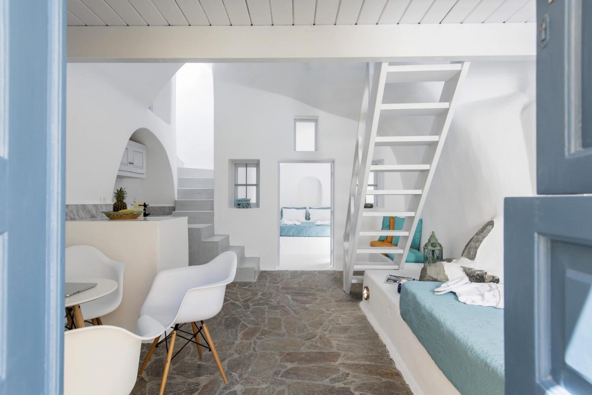 Oia Santorini suites | Horizon Aeifos Suites