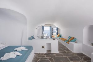 Horizon Aeifos Suites | Oia  Santorini | Cyclades Greece