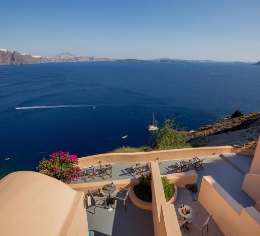 oia hotels | Horizon Aeifos Suites